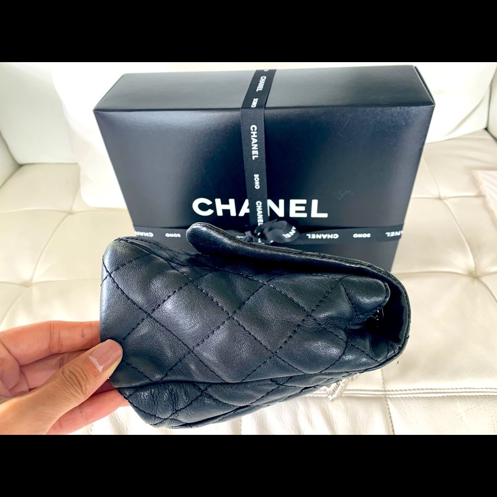 CHANEL, MAKE AN OFFER, Black Quilted Shoulder Bag, - Picture 8 of 16